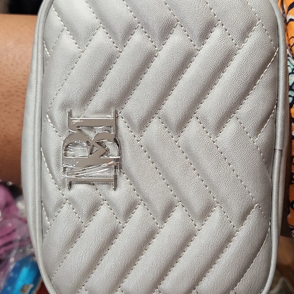 COPY - Silver Badgley mishka nwt!